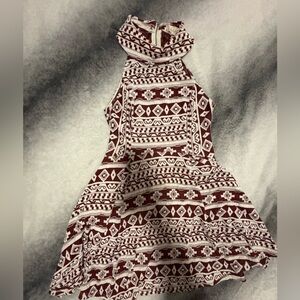 (B4) Altar’d State Tribal White Burgundy Halter Boho Mock Neck Flare Dress S